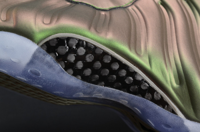 nike air foamposite one “shine” dark stucco/ black aa3963-001