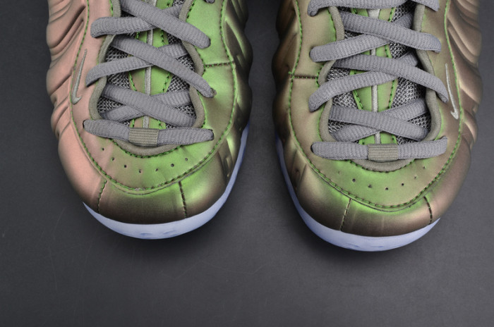 nike air foamposite one “shine” dark stucco/ black aa3963-001