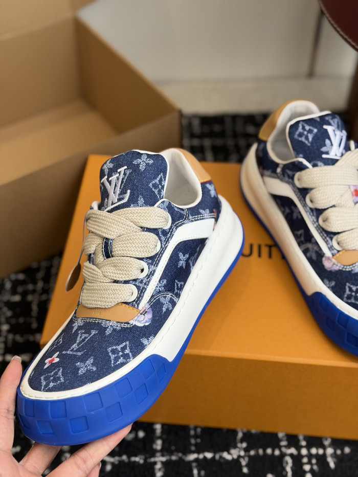 LV snekaers 299