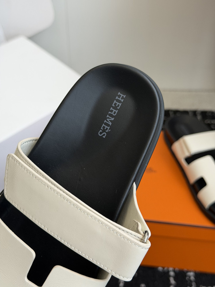 H**me5 Sandal 66