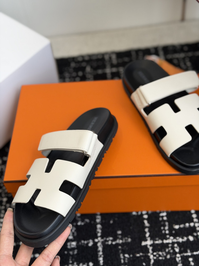 H**me5 Sandal 66