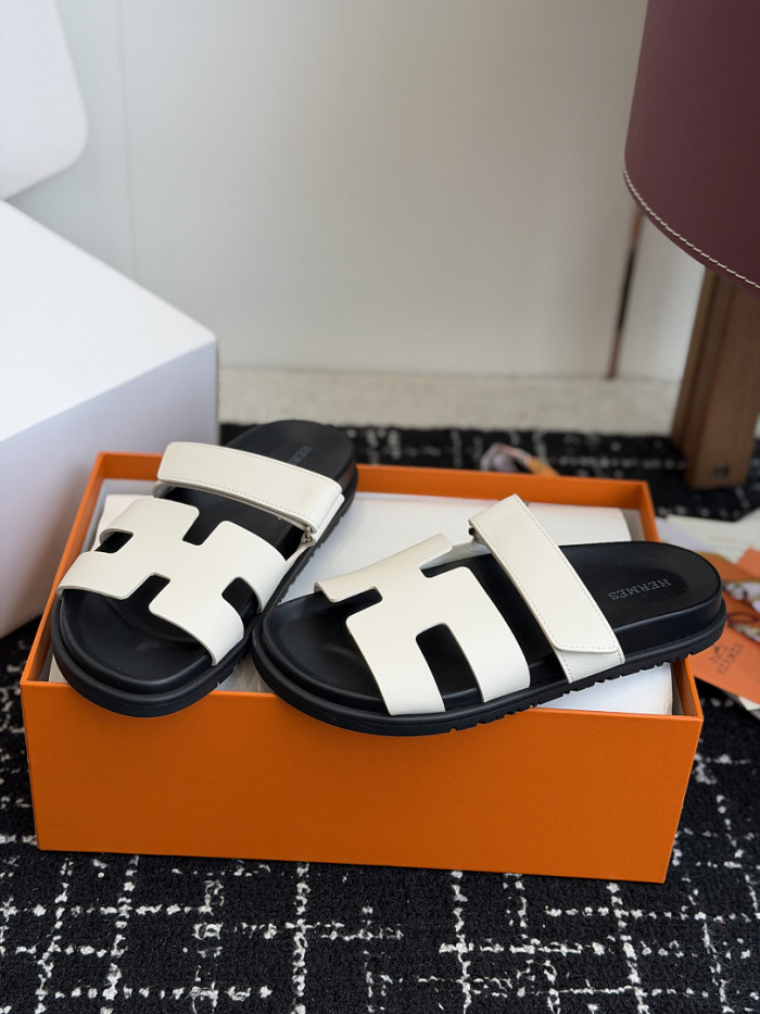 H**me5 Sandal 66