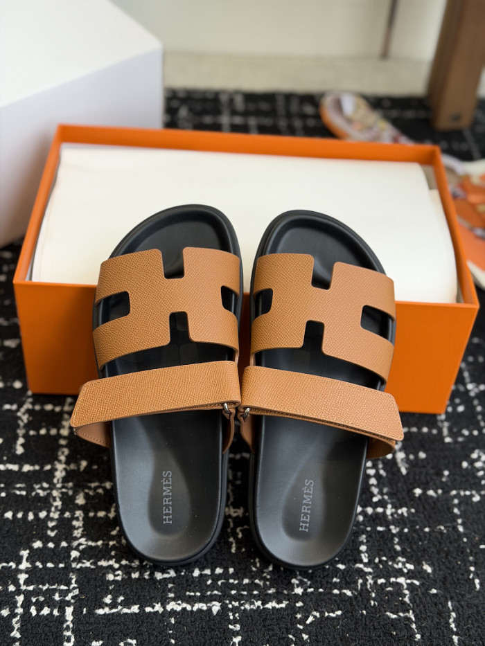 H**me5 Sandal 61