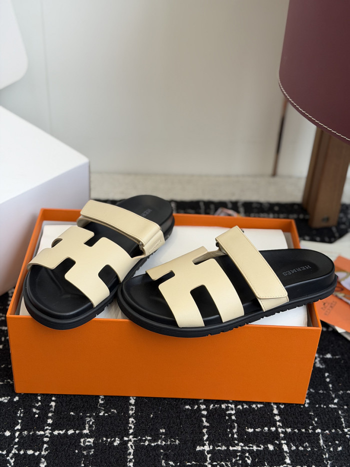 H**me5 Sandal 65