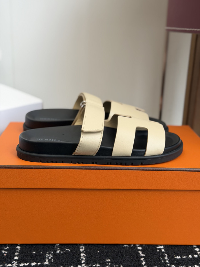 H**me5 Sandal 65