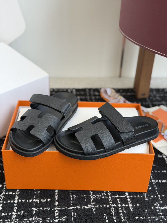 H**me5 Sandal 56