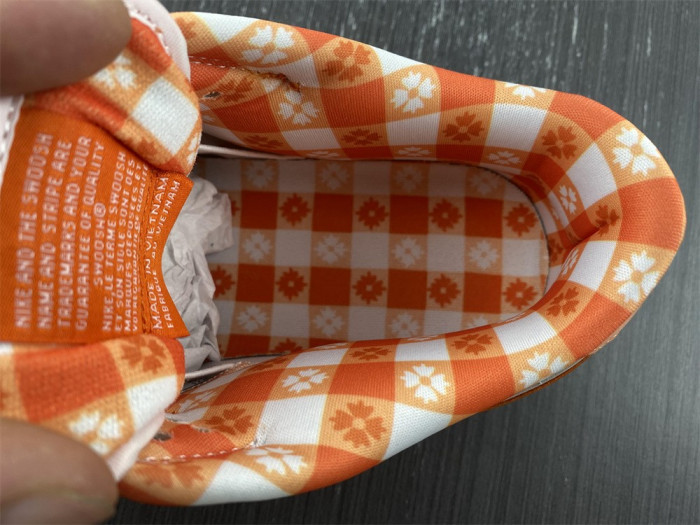 nike sb dunk low concepts orange lobster-fd8776-800