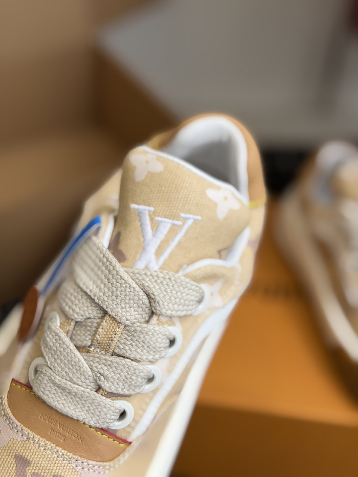 LV snekaers 294