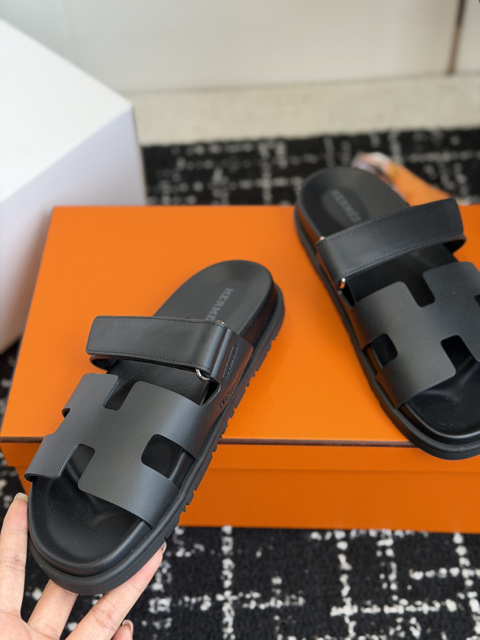 H**me5 Sandal 63