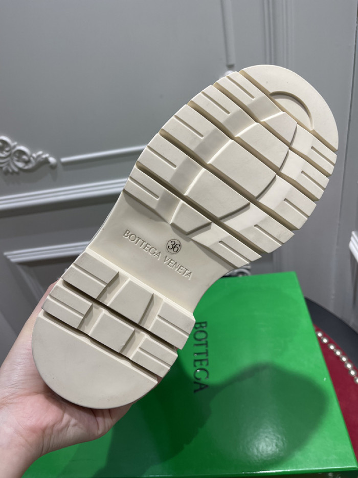 BOTTEGA VENETA-06
