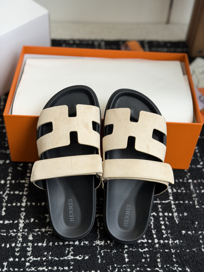 H**me5 Sandal 77