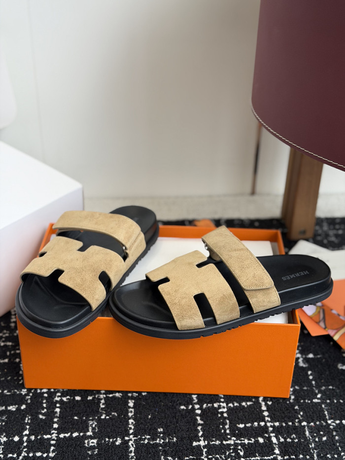 H**me5 Sandal 76