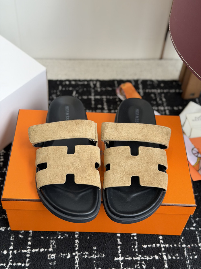 H**me5 Sandal 76