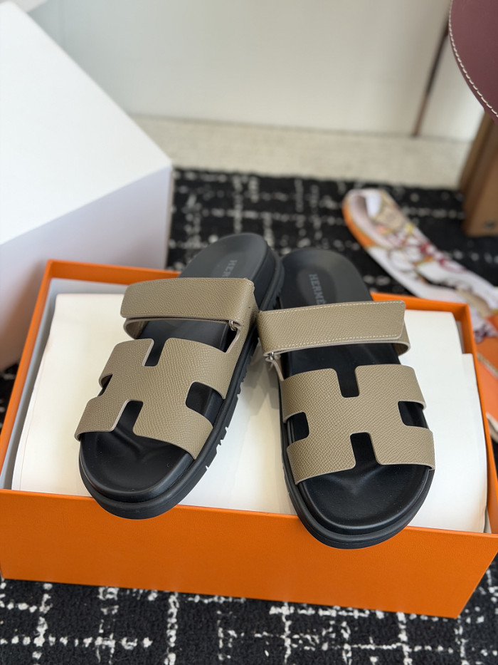 H**me5 Sandal 59