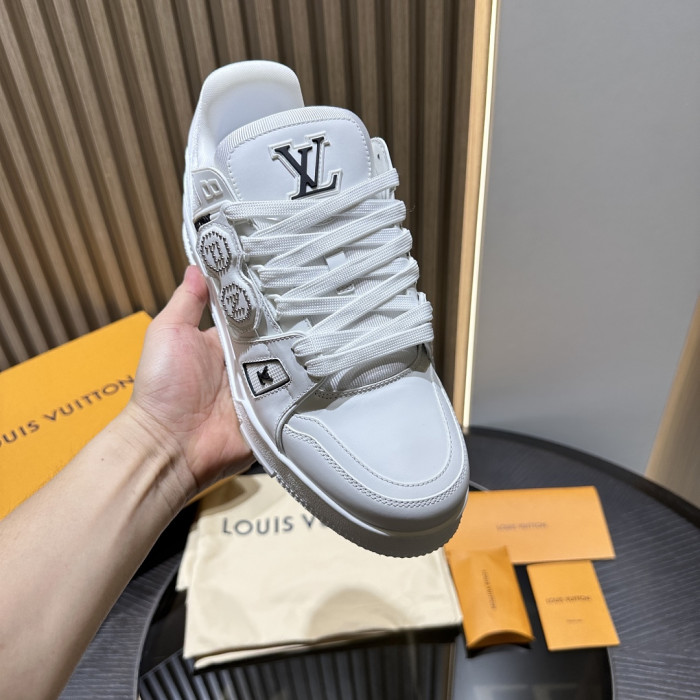 LV snekaers 273