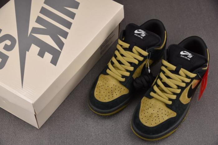 NK SB Dunk Low Supreme 94 Camper Green-HQ8487-300