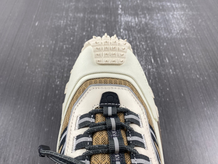 MONCLER SNEAKER 04