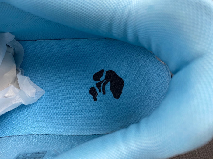 off-white out of office -04