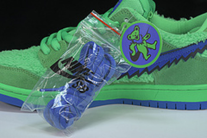 grateful dead x nike sb dunk low“ green bear” cj5378-300
