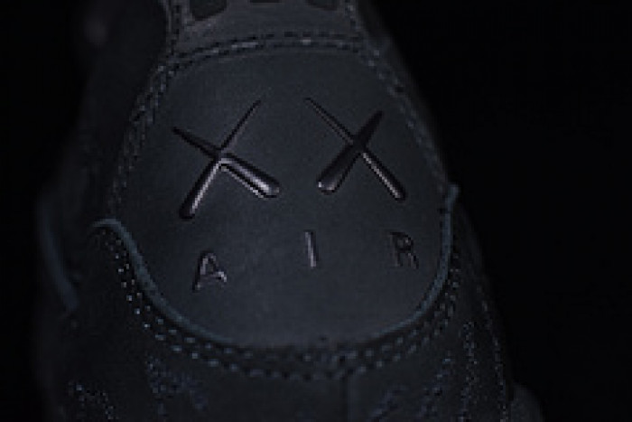 nike air jordan 4 retro kaws black 930155-001