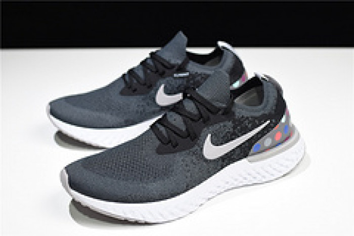nike epic react flyknit black and grey dots point noirs et gris aj7283 996