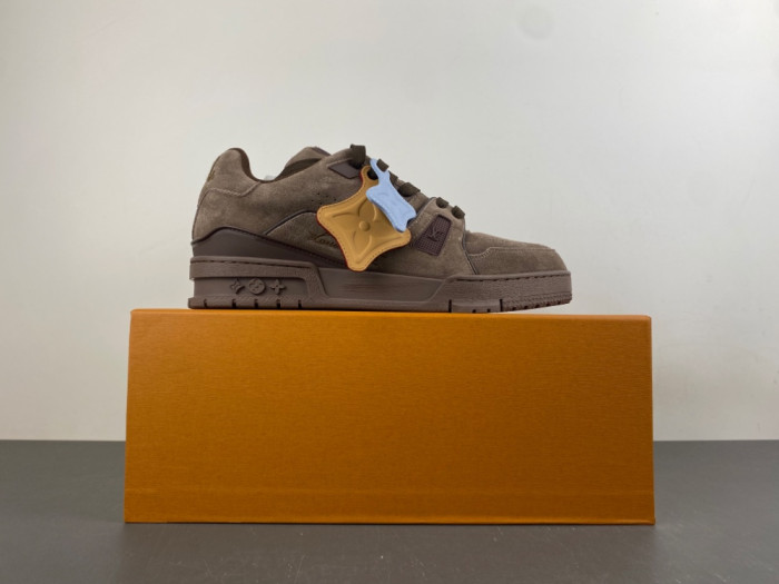 LV snekaers 282
