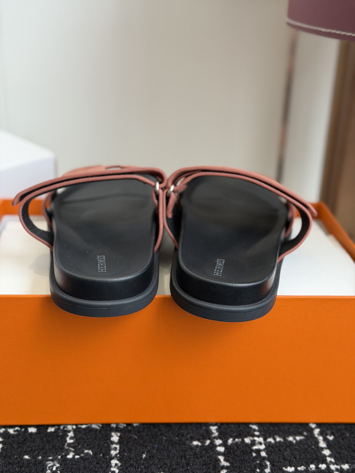 H**me5 Sandal 73