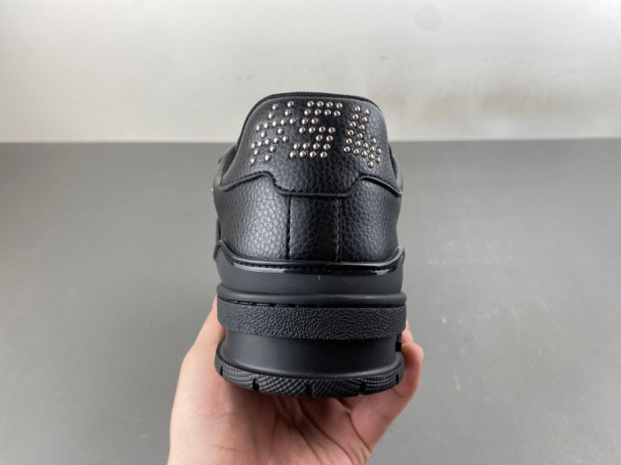 LV snekaers 287