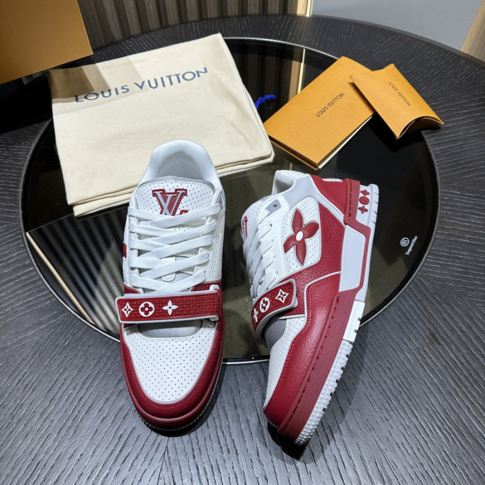 LV snekaers 135