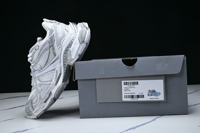 SNEAKER RUNNER 51