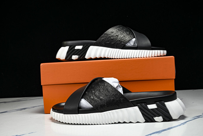 H**me5 Sandal 41
