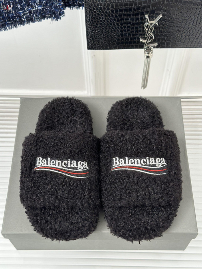 Balenciaga Sandal 14