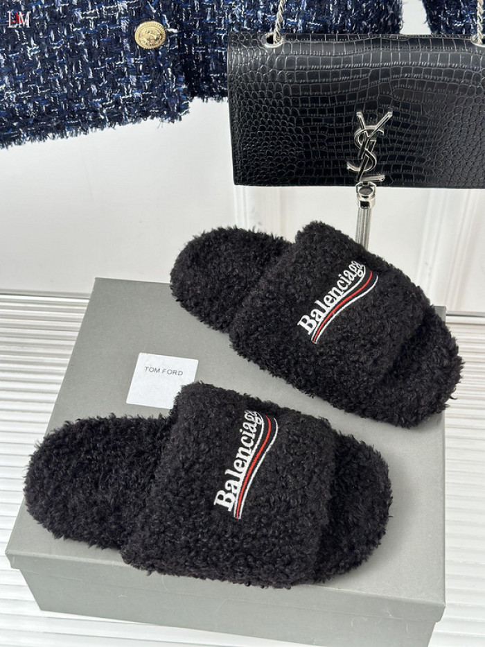 Balenciaga Sandal 14