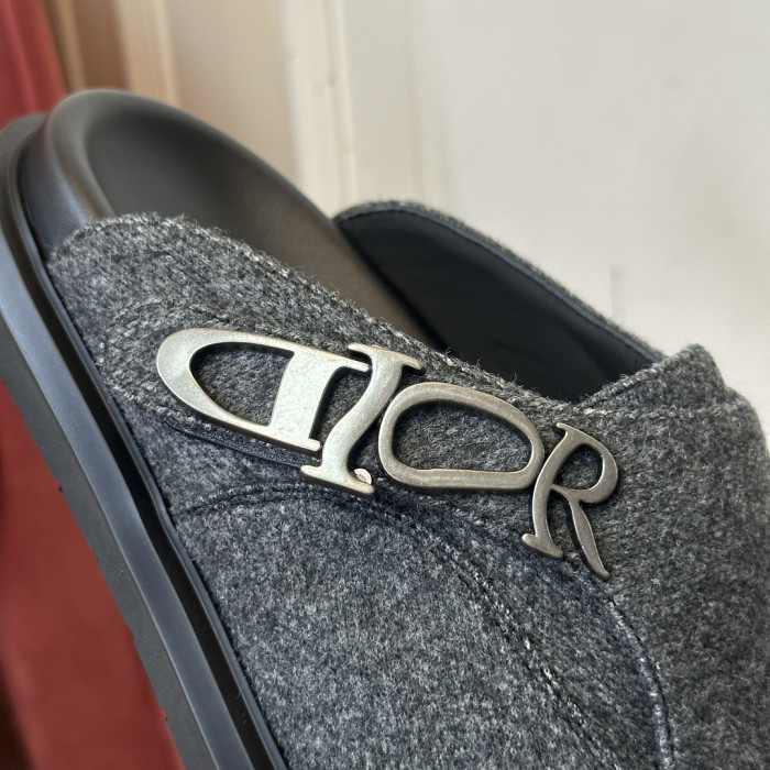 D10r SANDAL 20