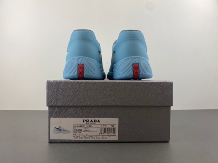 Prada 68
