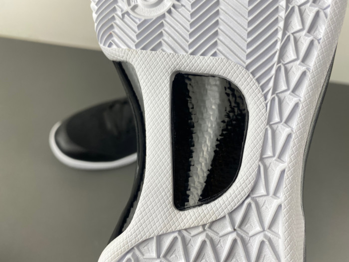 Nike Kobe 8 Protro “Hollywood Night”-HF9550-001