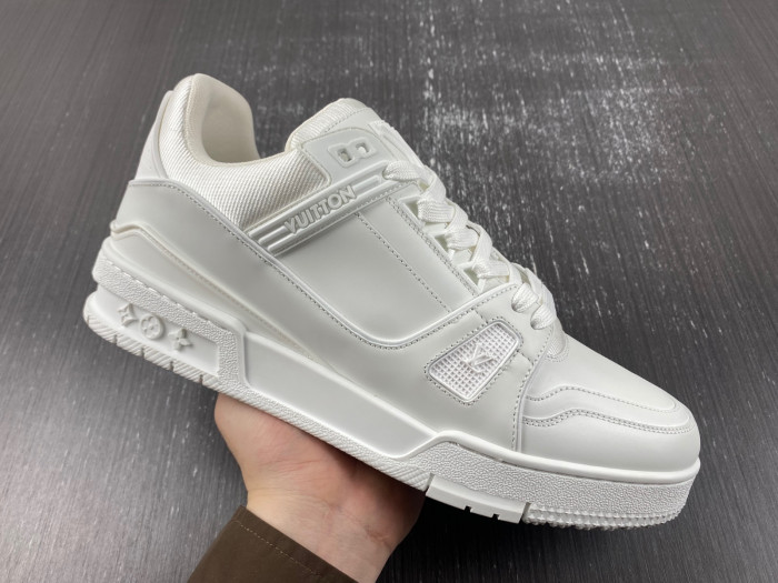 lv snekaers 87