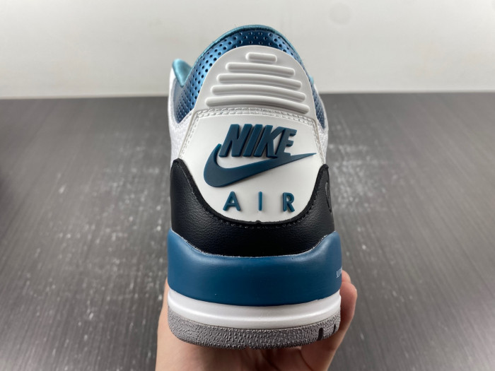 air jordan 3 retro-136064-660