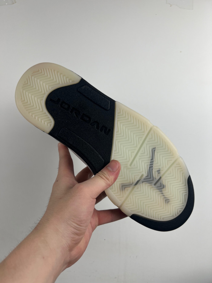 Air Jordan 5 Retro "White and Black"-DD0587-110
