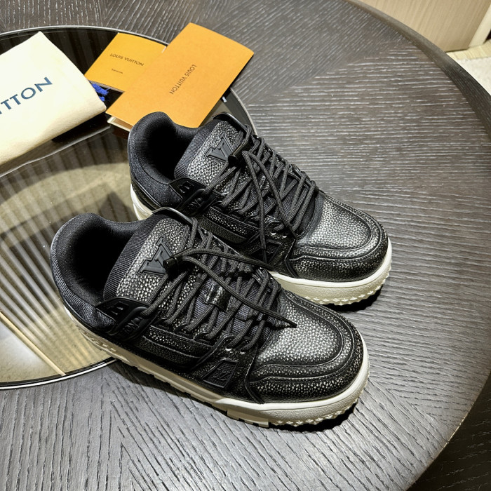 LV snekaers 268