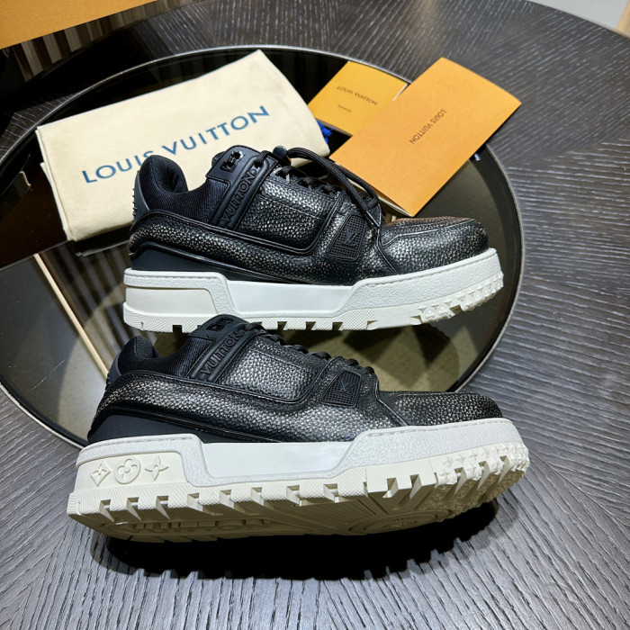 LV snekaers 268