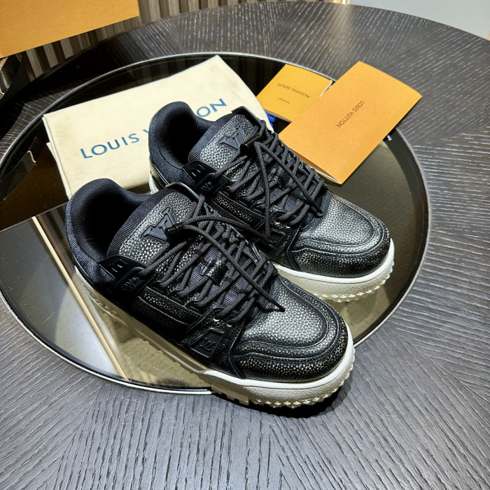 LV snekaers 268
