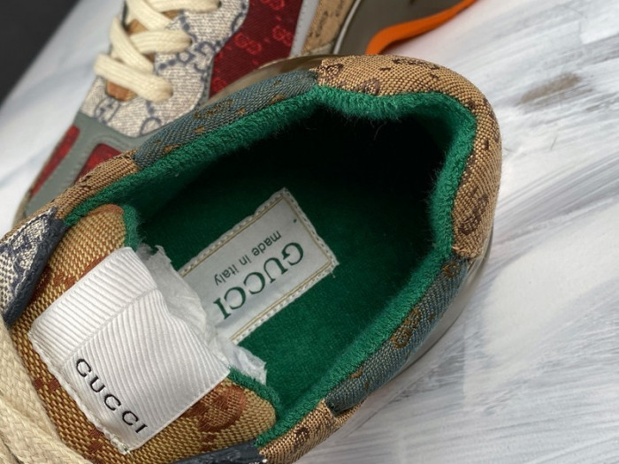 g**i rhyton vintage trainer sneaker 576969 drw00 9522