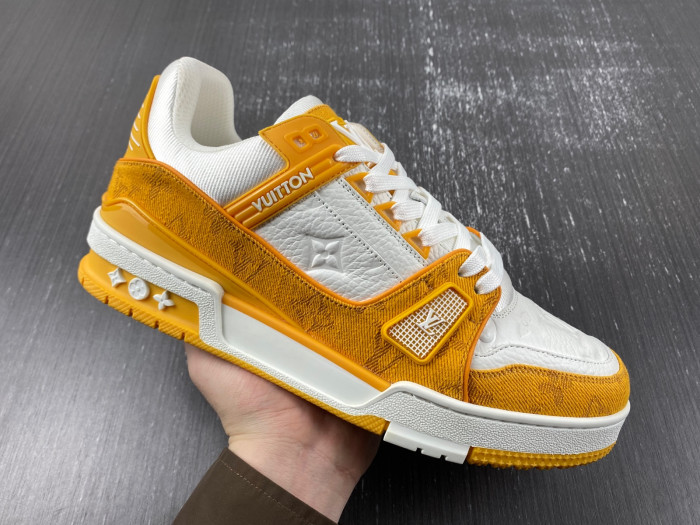 lv snekaers 85