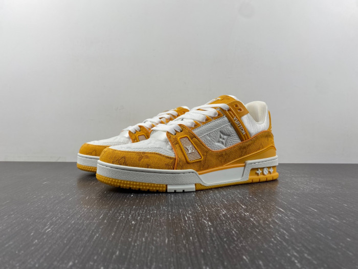 lv snekaers 85