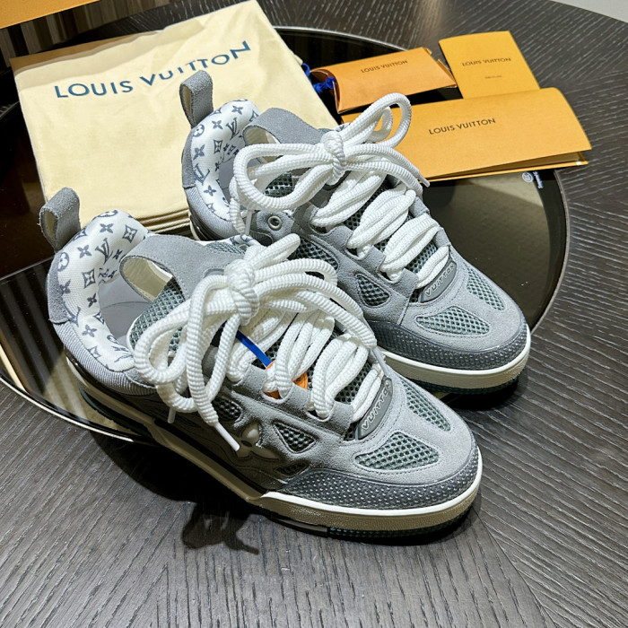 LV snekaers 249
