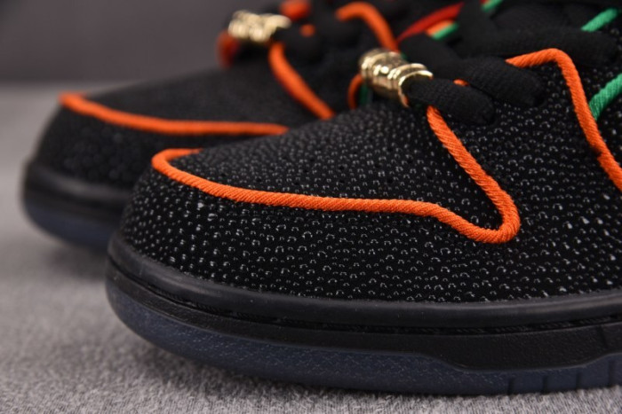 NK SB Dunk Low Bronx Girls Skate-HV1664-001