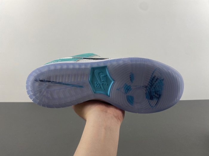 nike sb dunk low april skateboards-fd2562-400