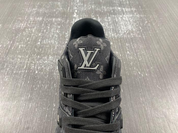 lv snekaers 108