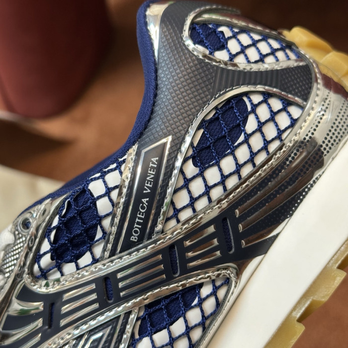 BOTTEGA VENETA-26